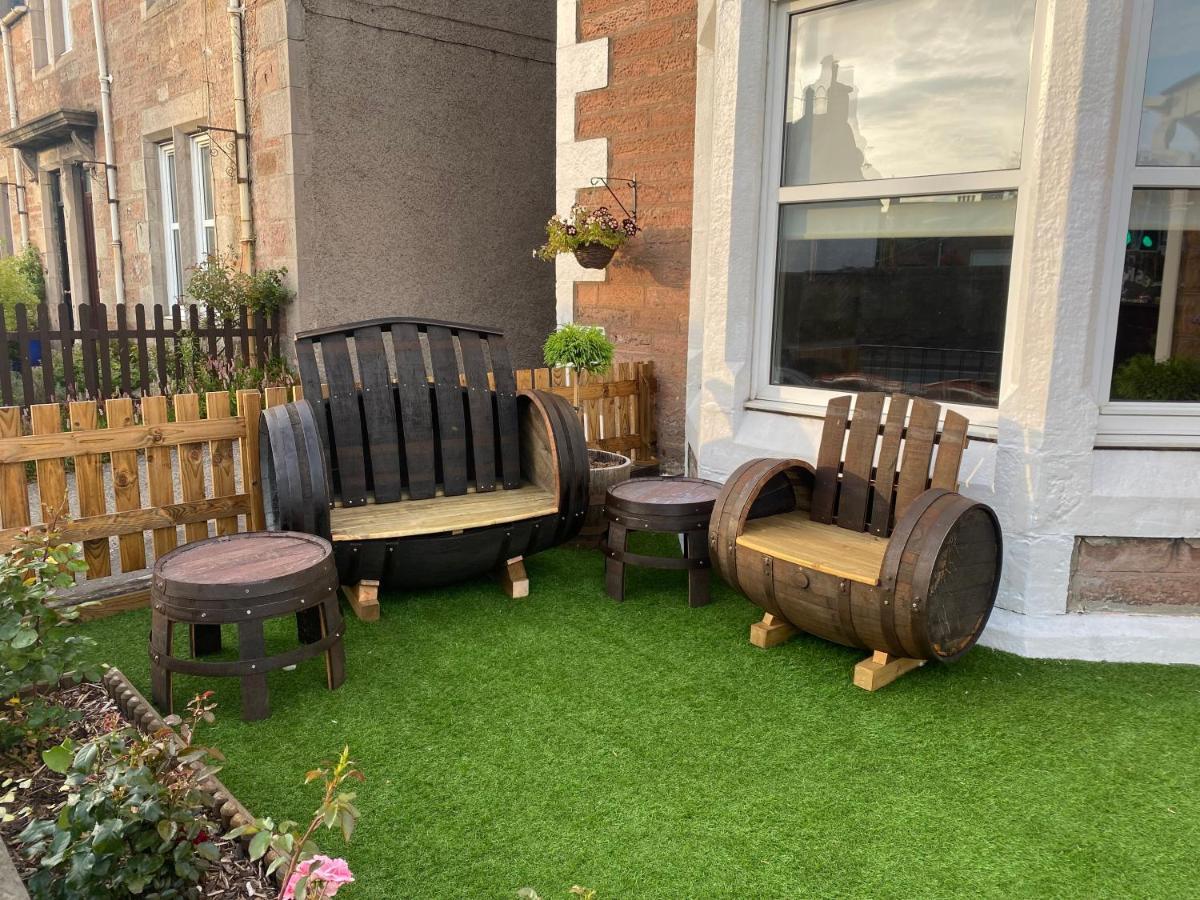 Adrian'S Guest House — Photos 2